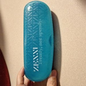 ZENNI Eye glass case